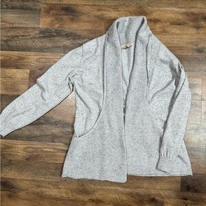 Women's Gray Open Front Sweater with pockets